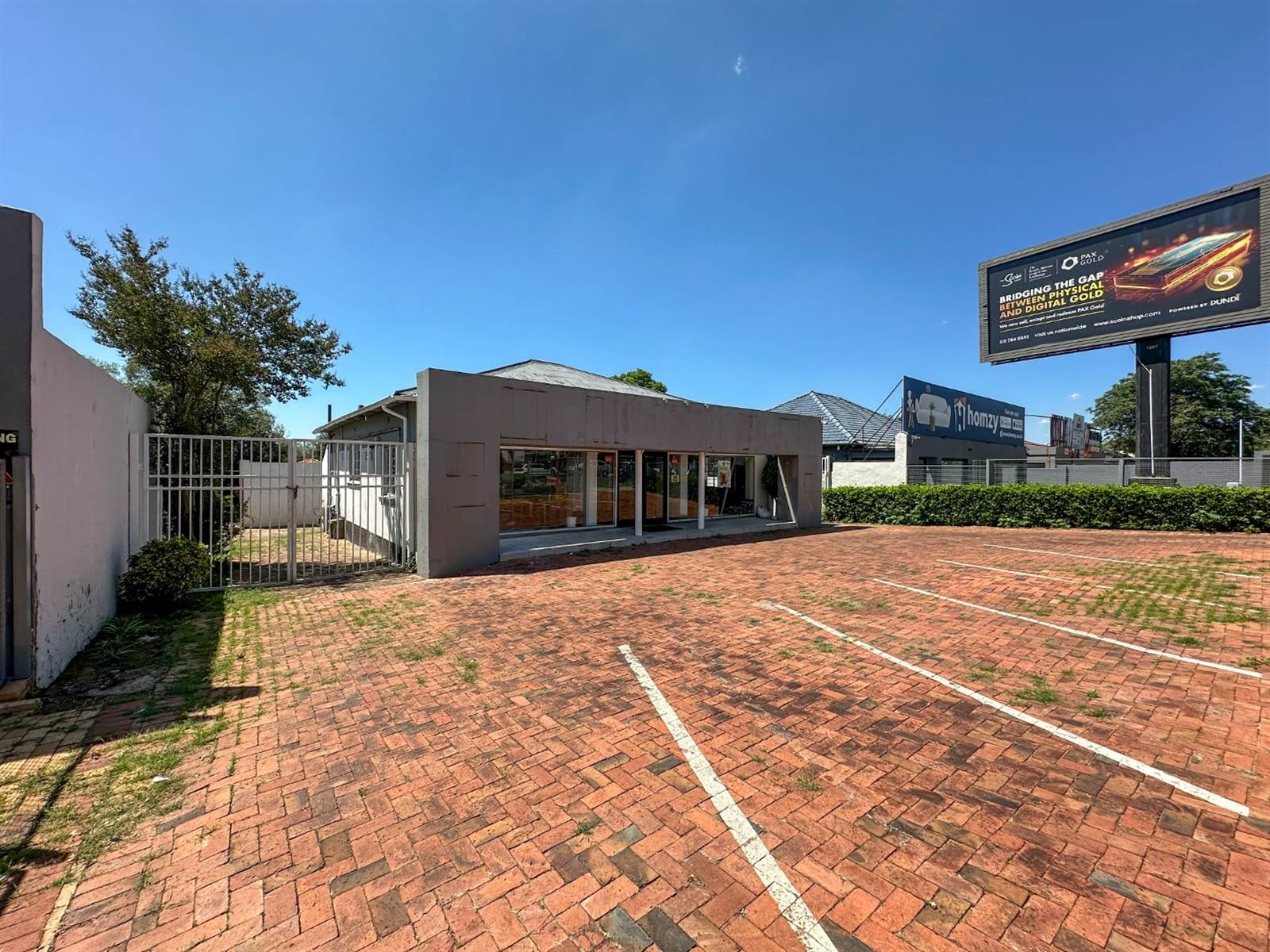 200  m² Commercial space in Greenside photo number 3