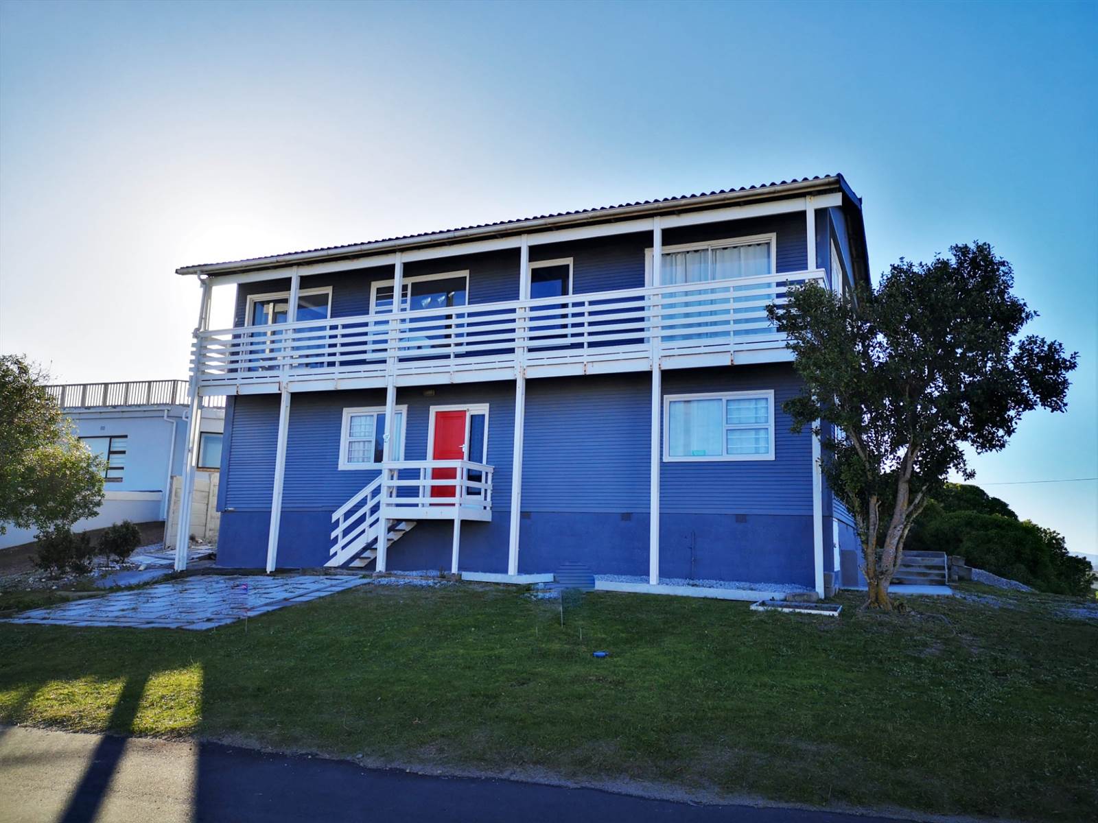 5 Bed House in Pearly Beach photo number 1