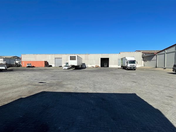 850  m² Industrial space