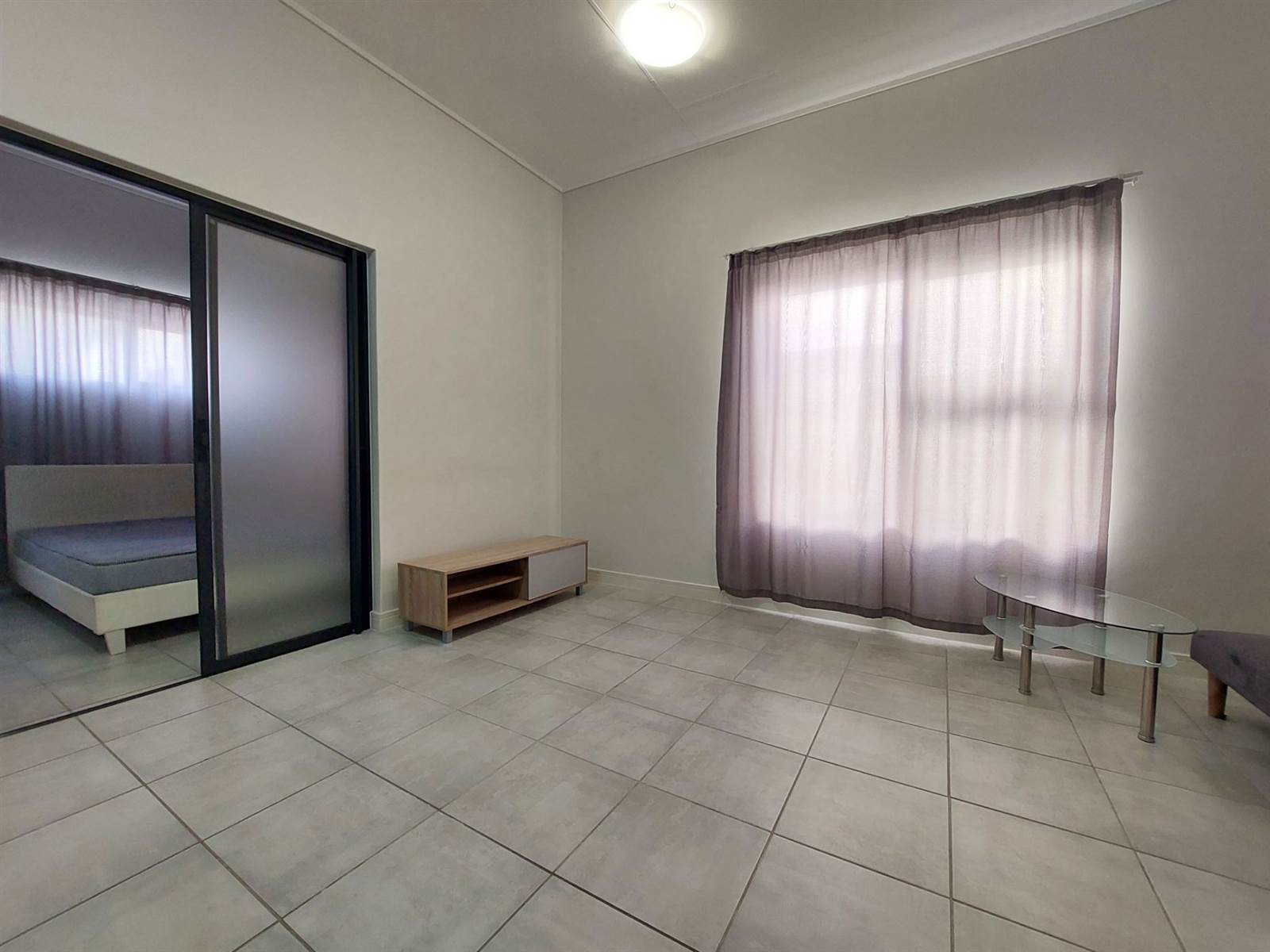 1 Bed Apartment in Gordons Bay Central photo number 7
