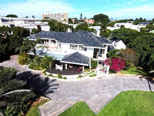 5 Bedroom House 5 Bedroom House