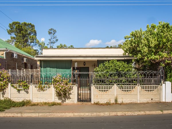 2 Bedroom House 2 Bedroom House