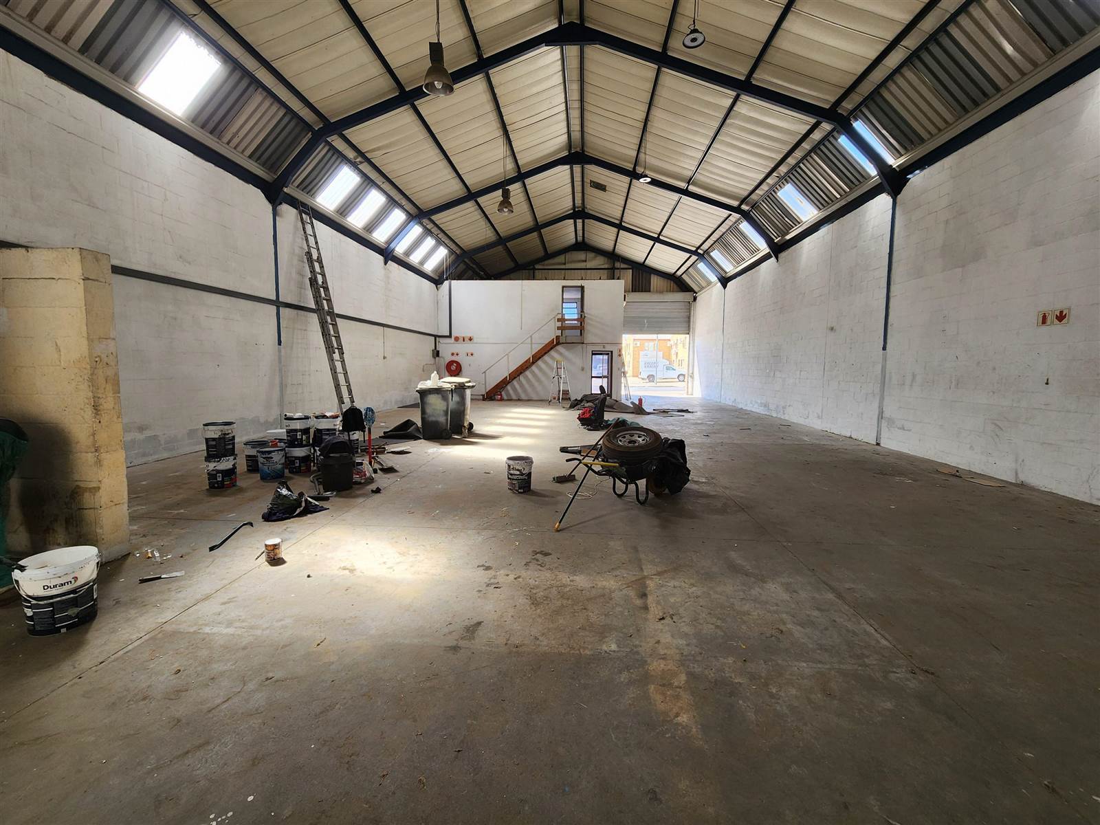 350  m² Industrial space in Bellville Central photo number 12