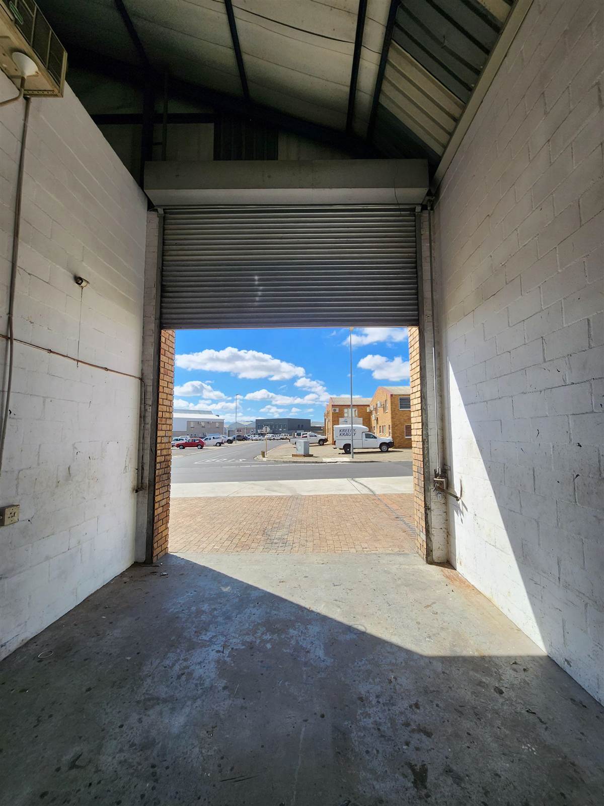 350  m² Industrial space in Bellville Central photo number 14