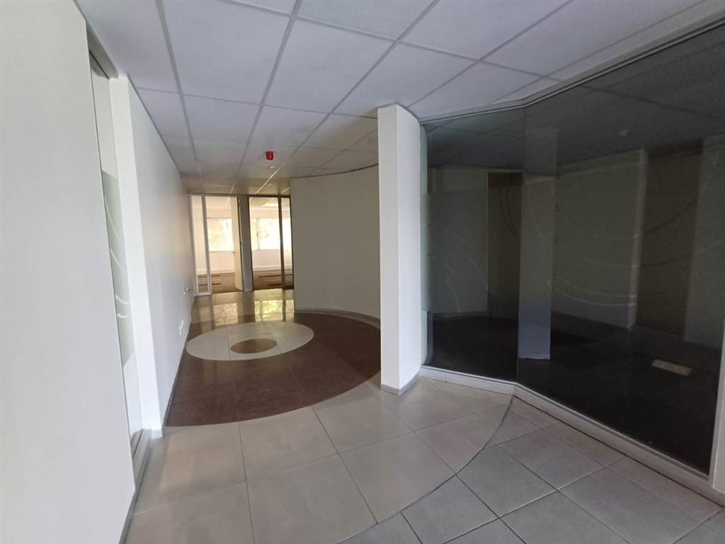 1609.3  m² Commercial space in Woodmead photo number 24