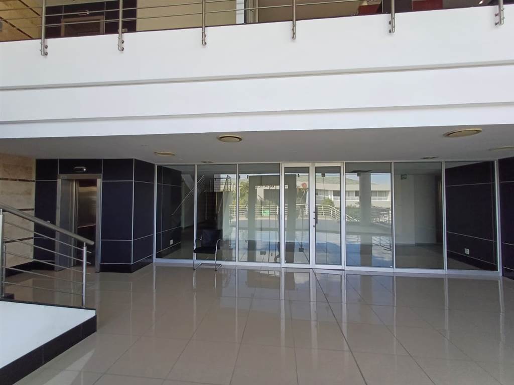 1609.3  m² Commercial space in Woodmead photo number 10