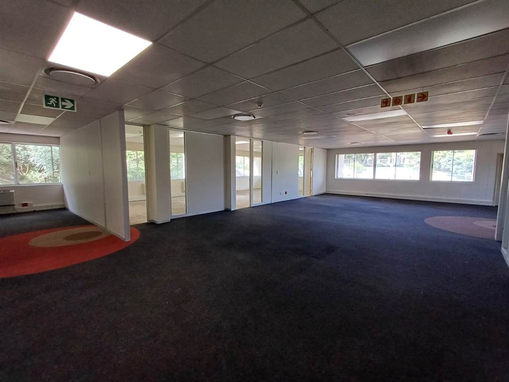 1609.3  m² Commercial space in Woodmead photo number 12