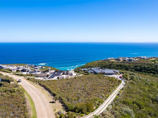 2 611 m² Land 2 611 m² Land