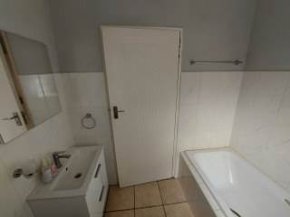 1 Bed Apartment in Annlin photo number 13