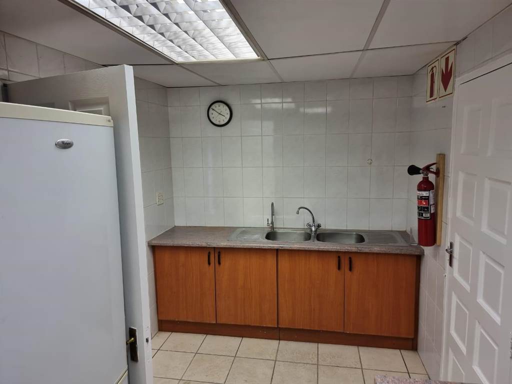 300  m² Commercial space in Benoni Central photo number 27