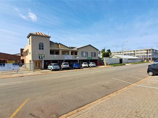 1 070 m² Commercial space 1 070 m² Commercial space