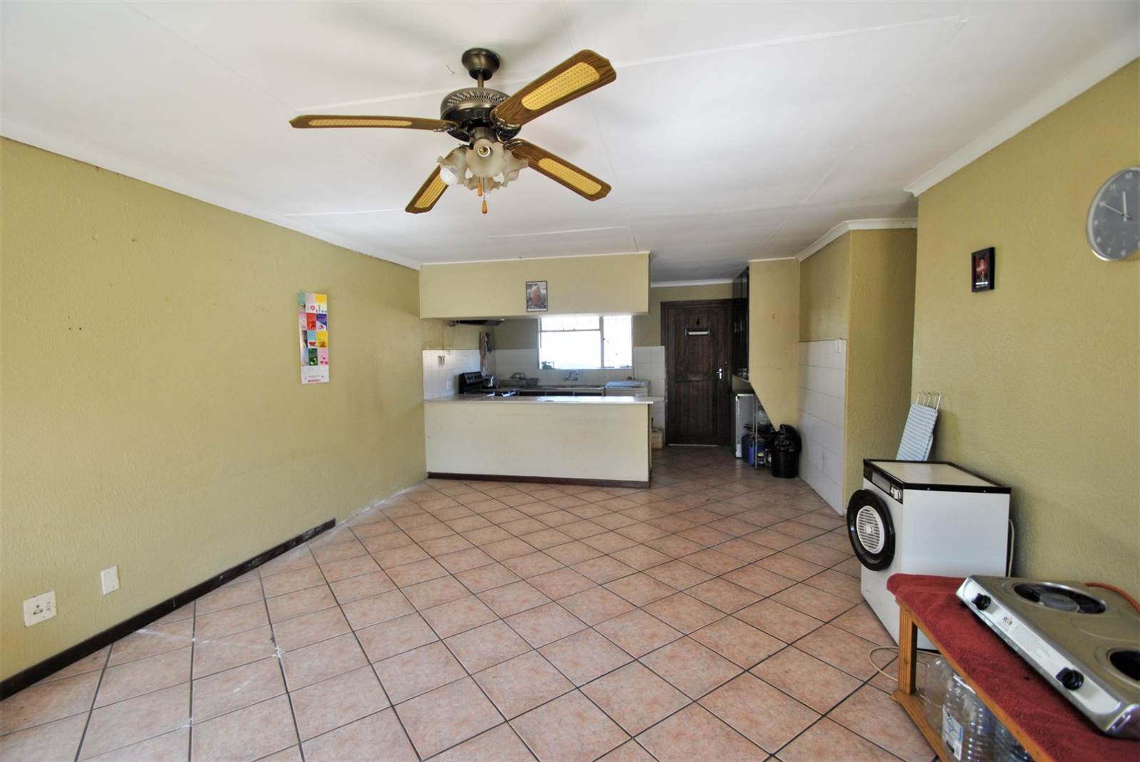 2 Bed Townhouse in Kempton Park Central photo number 6