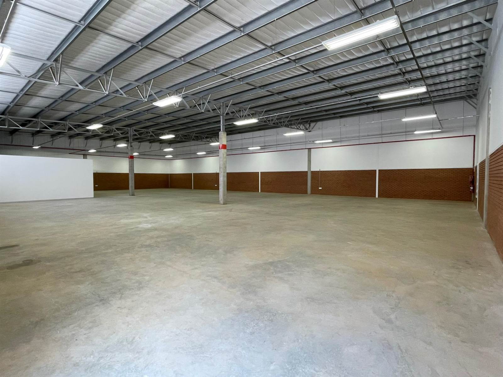 868  m² Industrial space in Olifantsfontein photo number 4