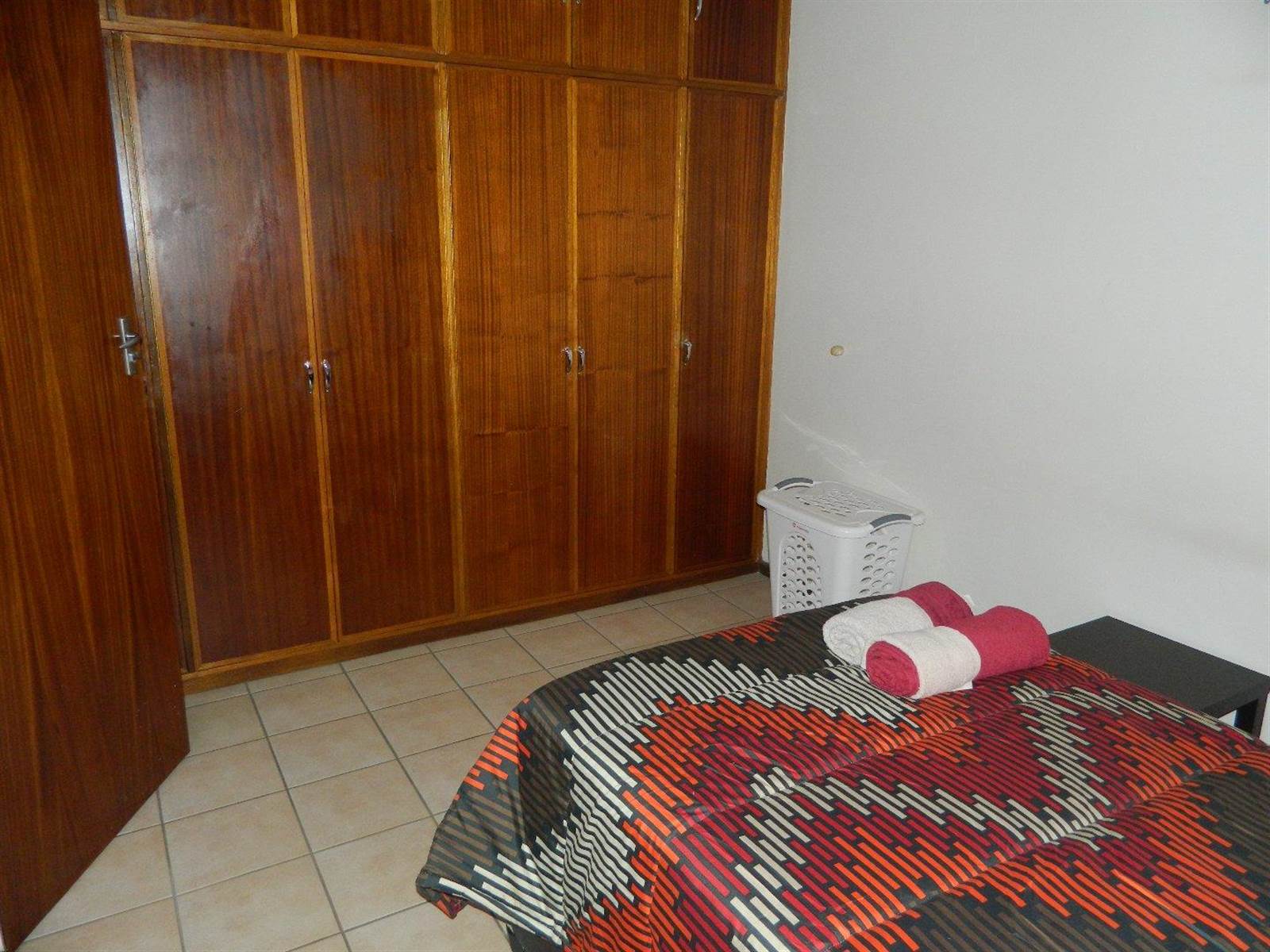 3 Bed Apartment in Middelpos photo number 8