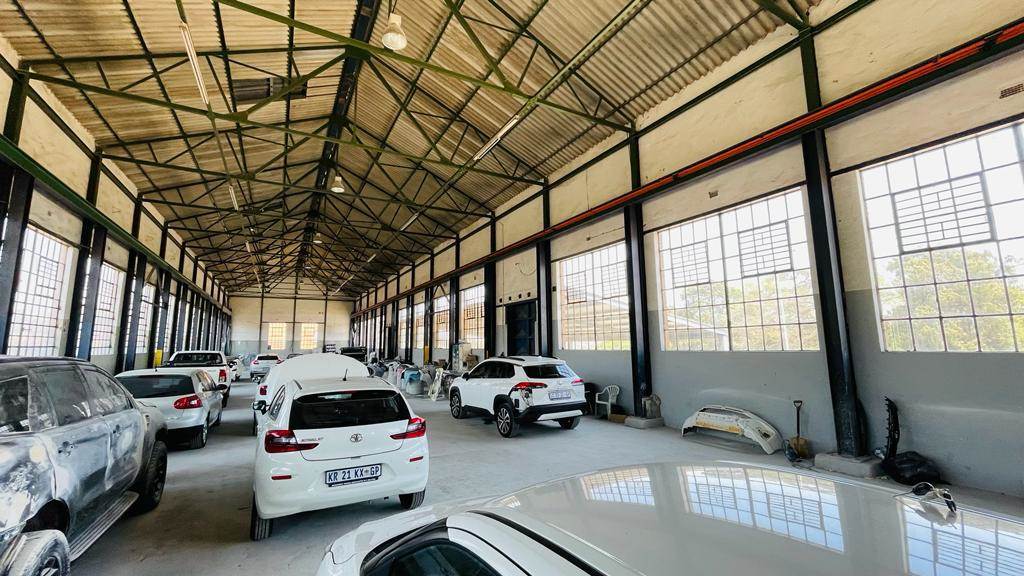 864  m² Industrial space in Roodepoort Central photo number 13