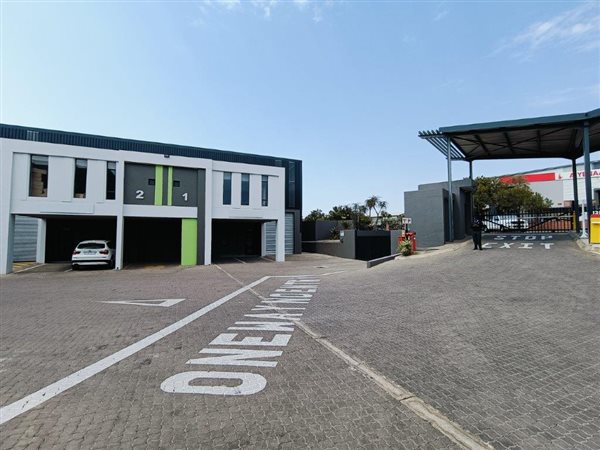 317  m² Industrial space