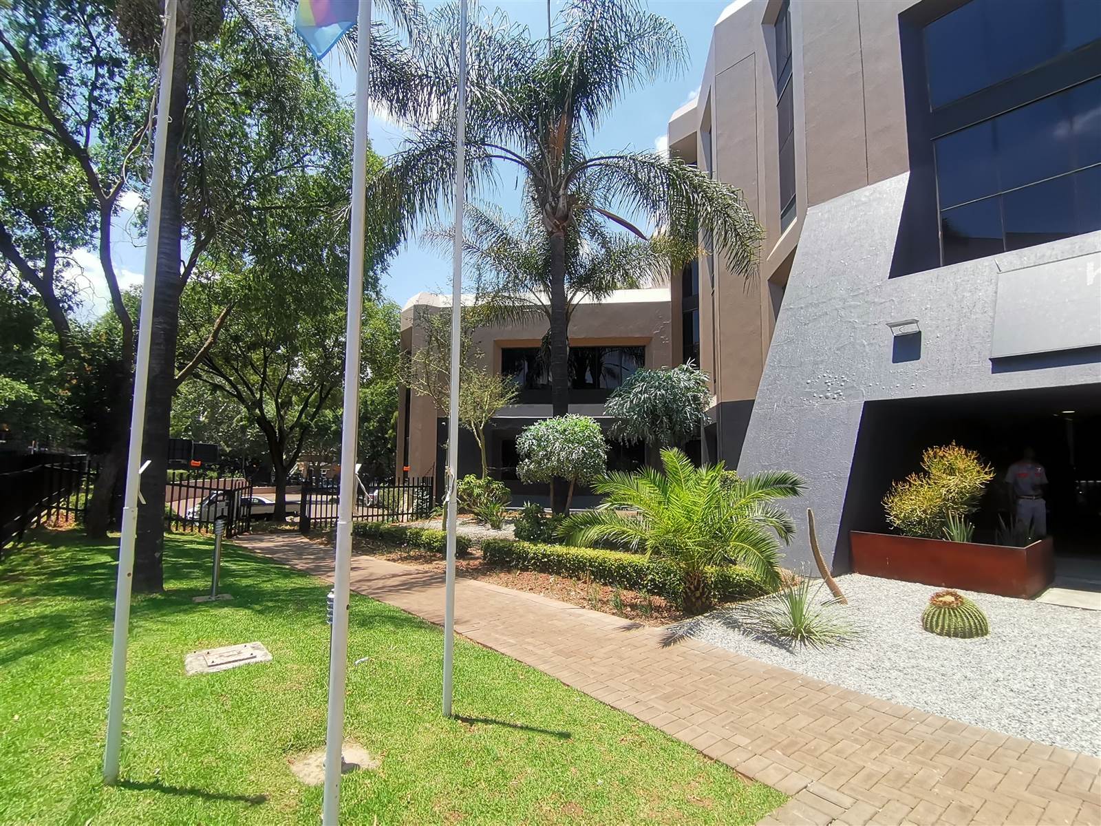 129  m² Commercial space in Parktown photo number 19