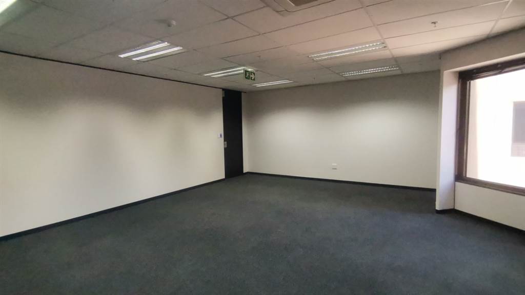 129  m² Commercial space in Parktown photo number 15