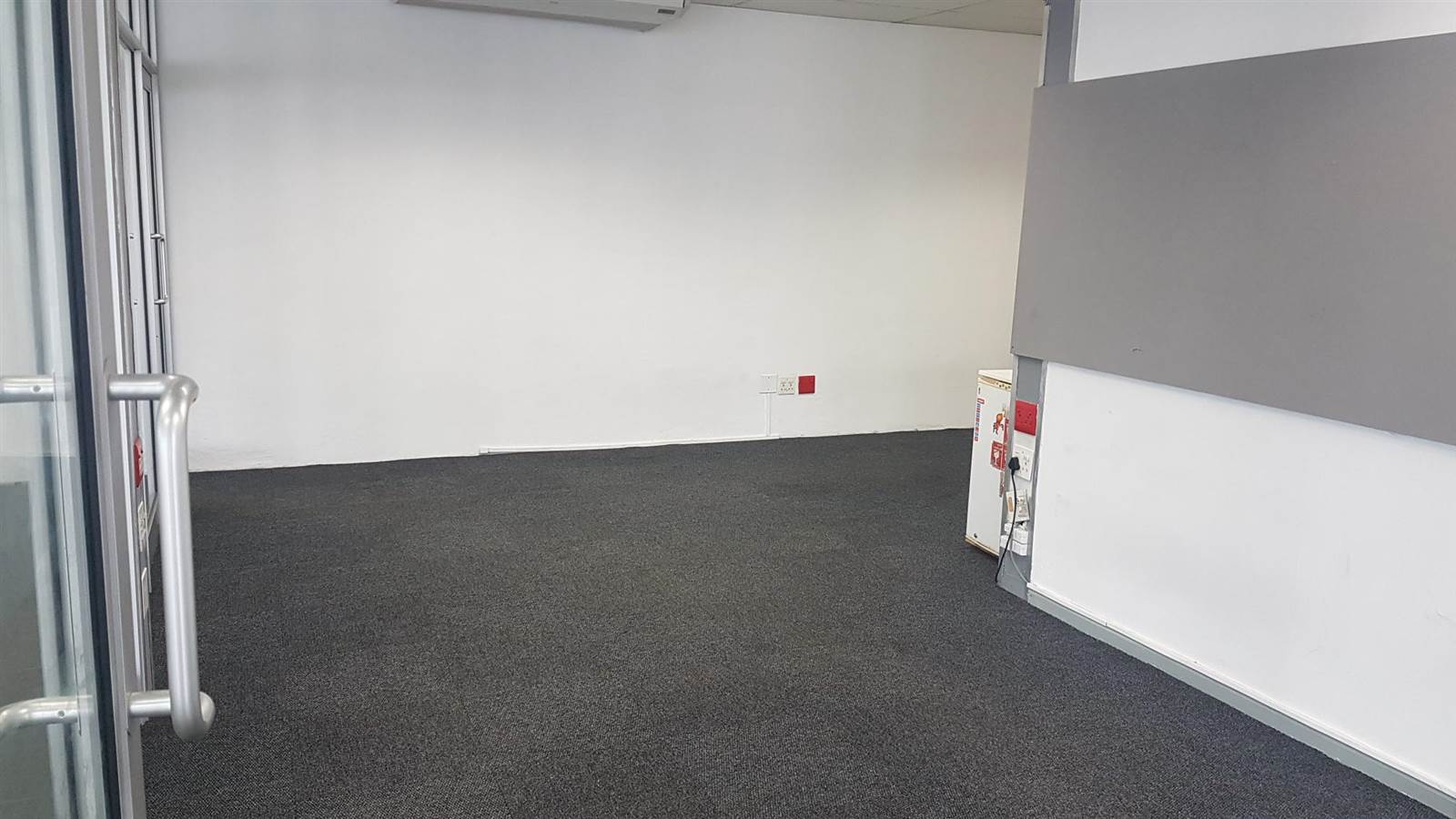 351  m² Commercial space in Bellville Central photo number 5
