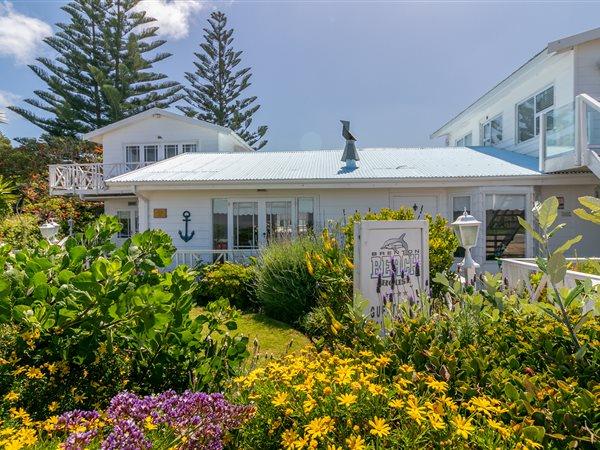 8 Bed House in Brenton on Sea