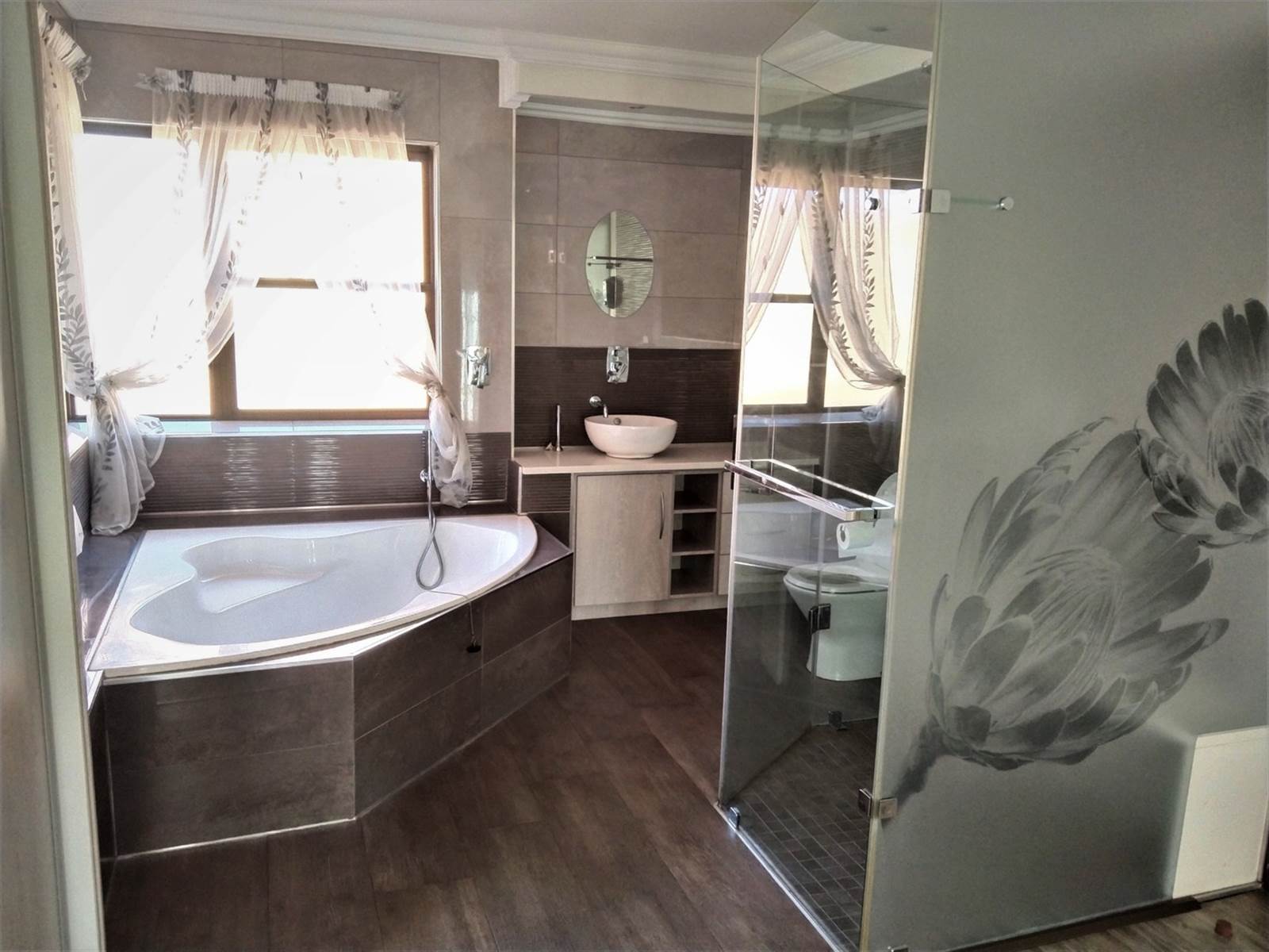 3 Bed Townhouse in Sasolburg photo number 15