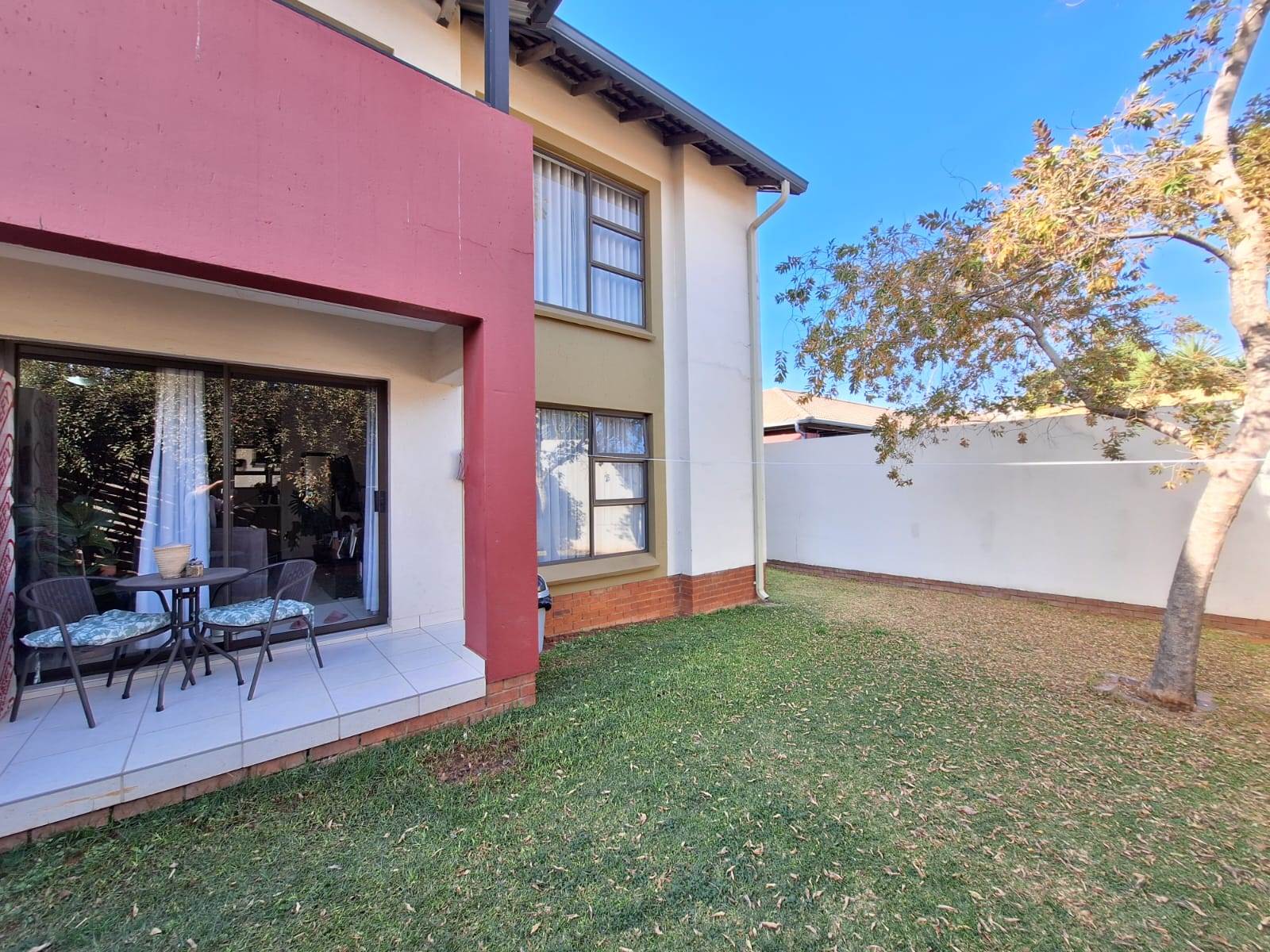 2 Bed Apartment to rent in Rabie Ridge RR4184242 Private Property