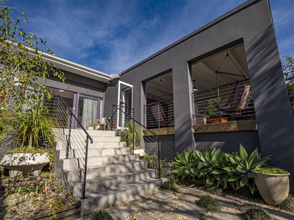 4 Bedroom House 4 Bedroom House