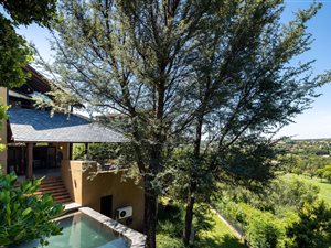 4 Bed House in Woodhill