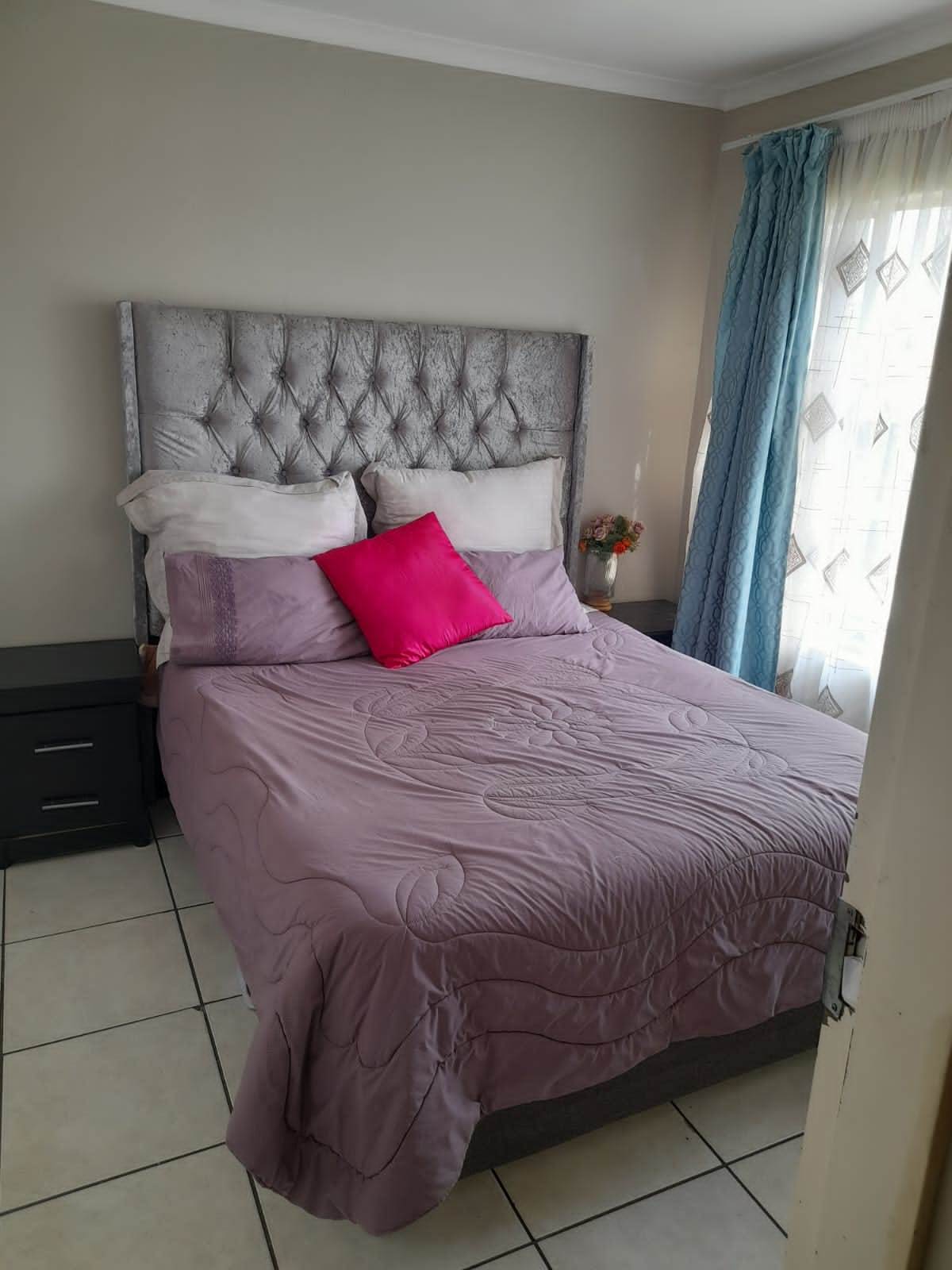 1 Bed Flat in Kleinfontein photo number 3