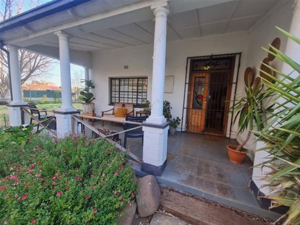 3 Bedroom House 3 Bedroom House