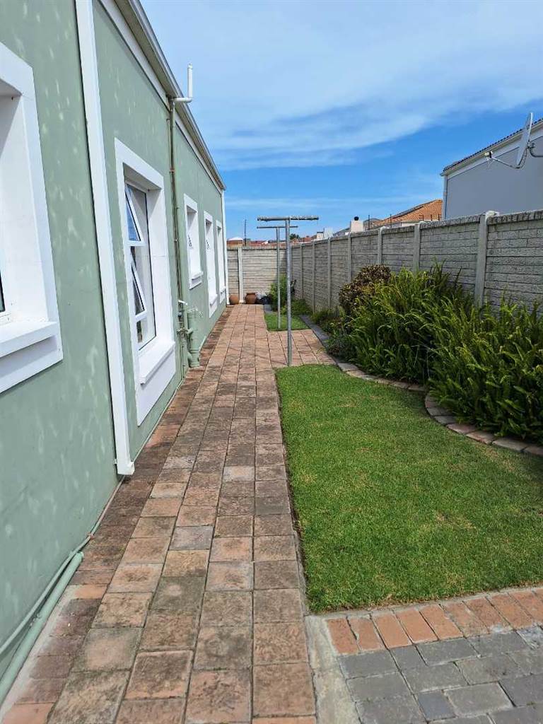 4 Bed House in Parsons Vlei photo number 15