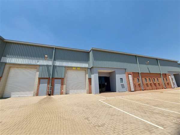 669  m² Industrial space