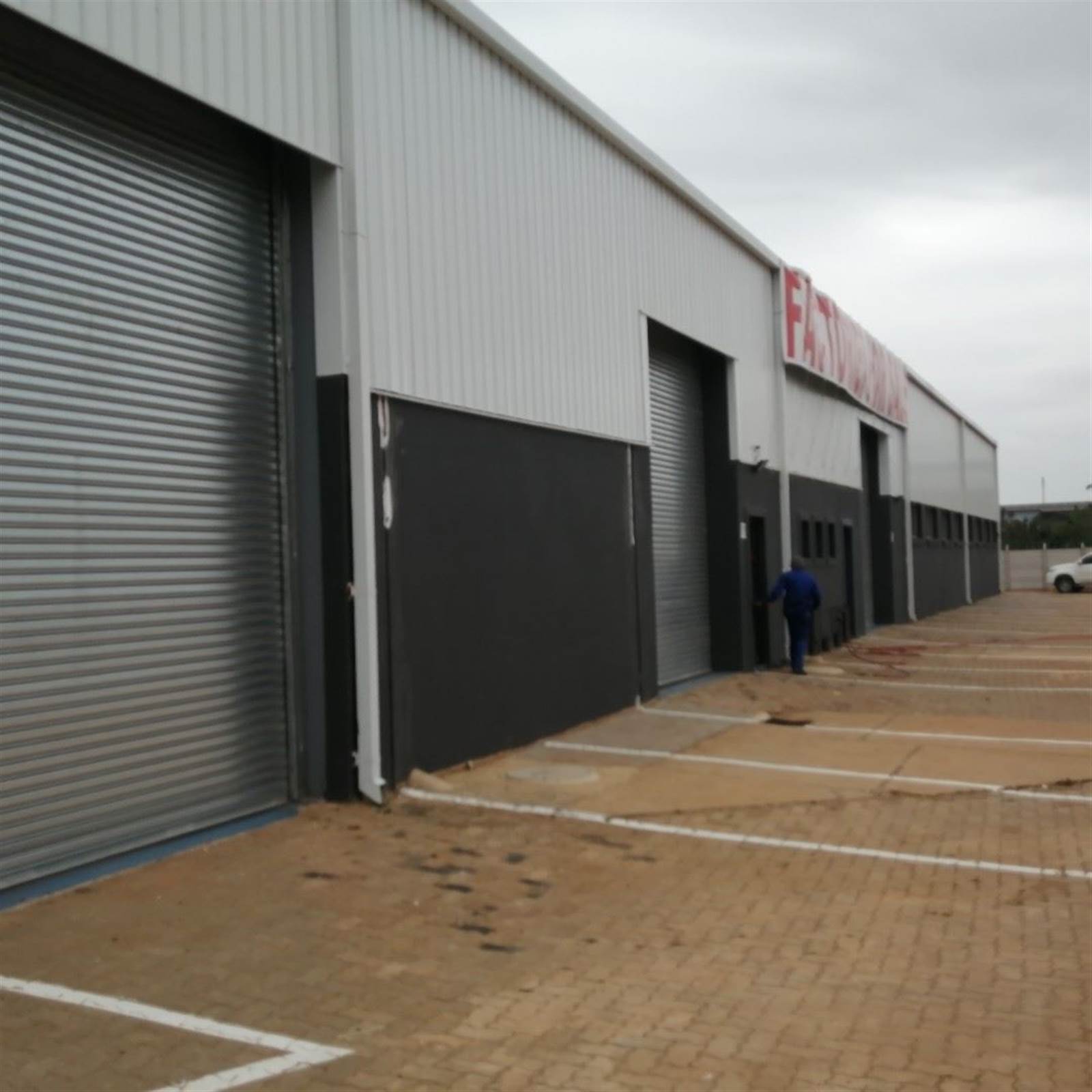 792  m² Industrial space in Glen Anil photo number 8