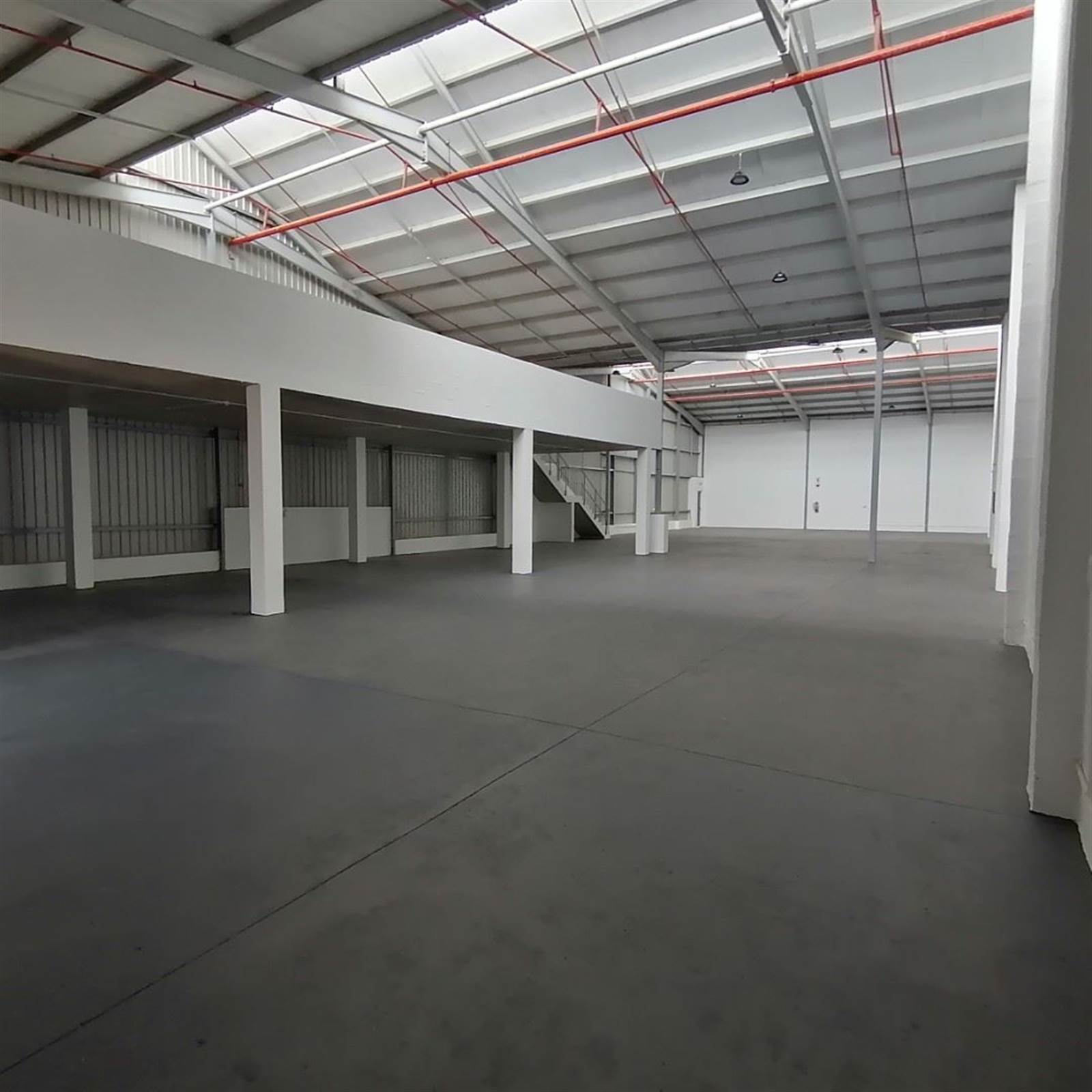 792  m² Industrial space in Glen Anil photo number 2