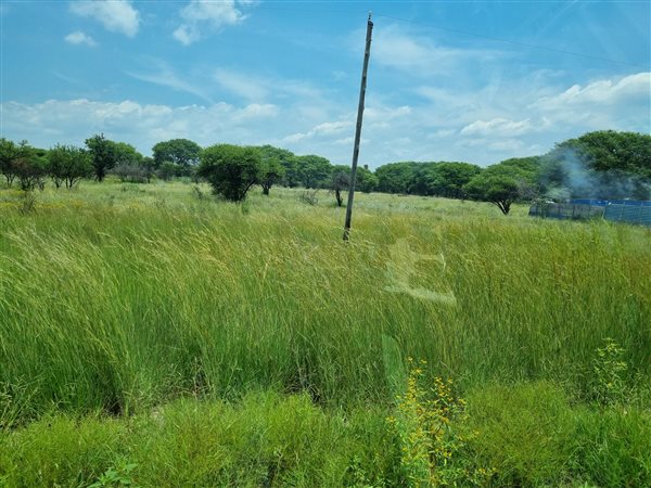 8189 m² Land available in Brits