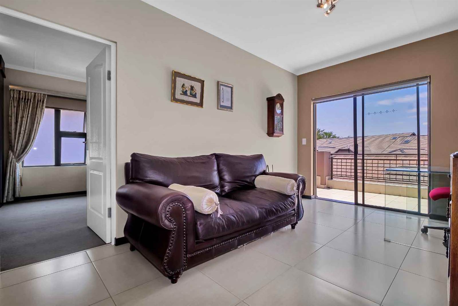 3 Bed House in Fourways photo number 16