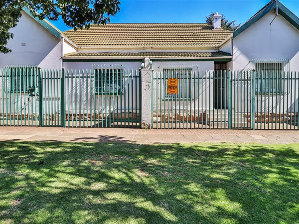 5 Bed House in Benoni Central