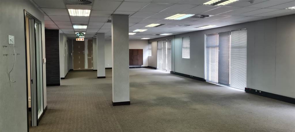 306  m² Office Space in Melrose Arch photo number 9