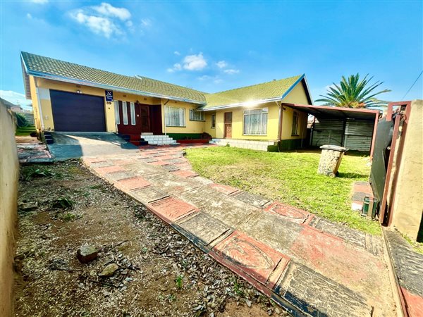 3 Bedroom House 3 Bedroom House