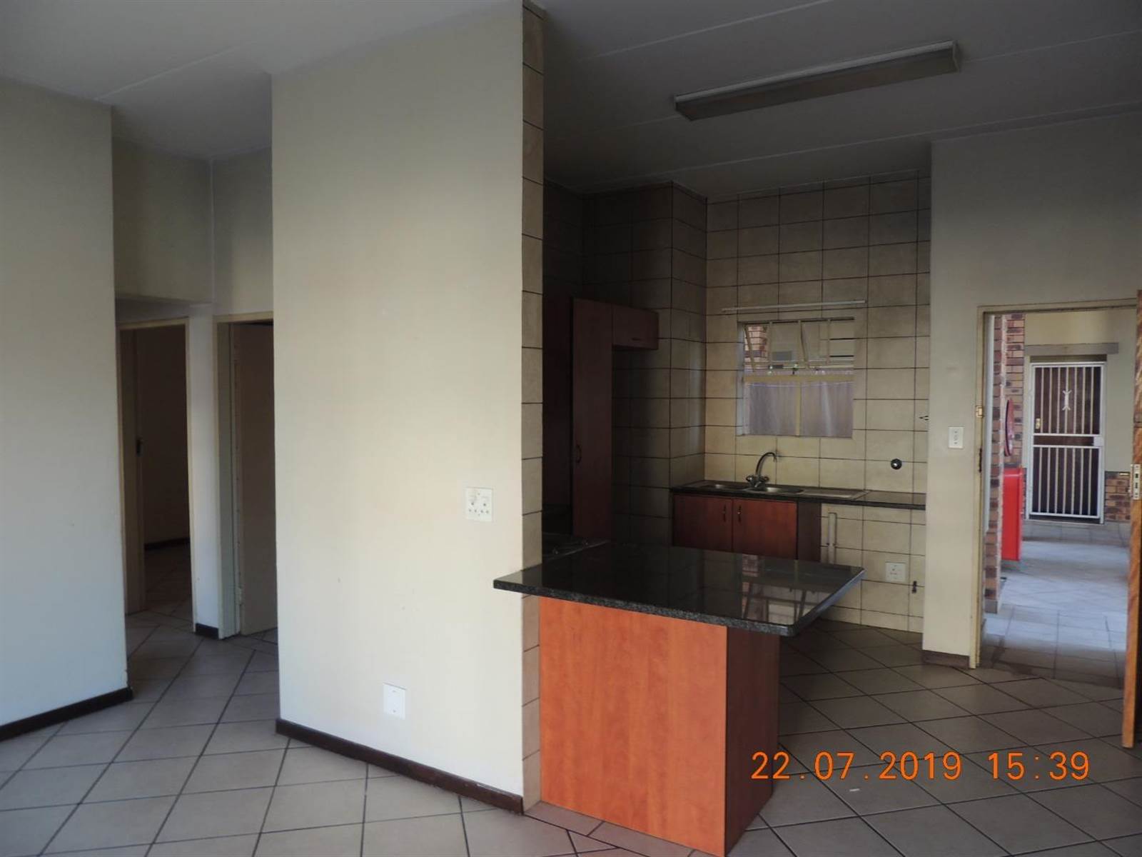 2 Bed Apartment in Trichardt photo number 12
