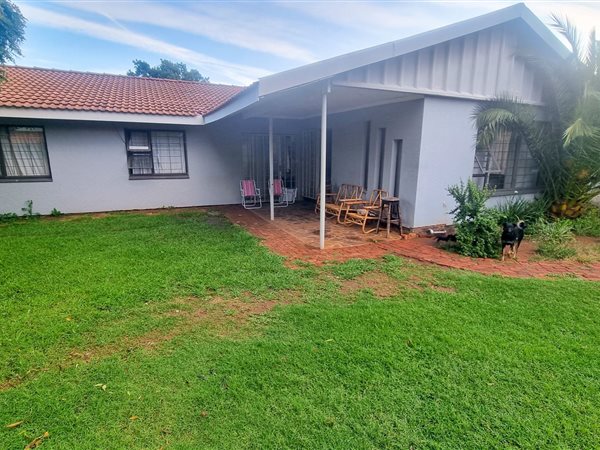 3 Bedroom House 3 Bedroom House