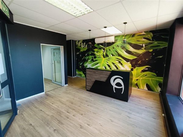 180 m² Commercial space 180 m² Commercial space