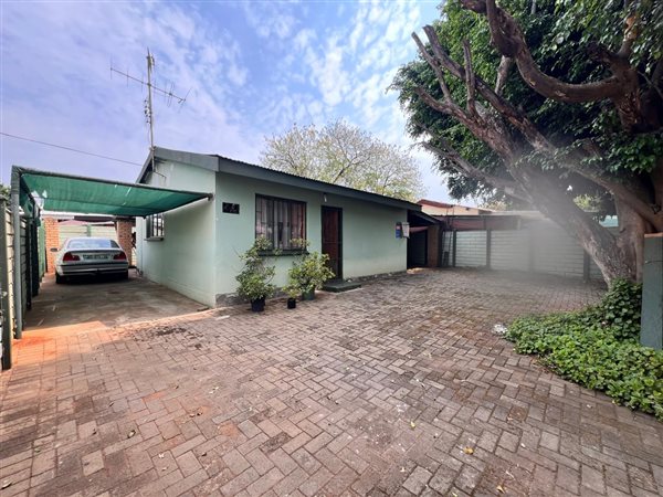 2 Bedroom House 2 Bedroom House
