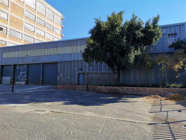 2 722  m² Industrial space