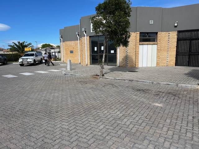 111  m² Retail Space in Parklands photo number 2