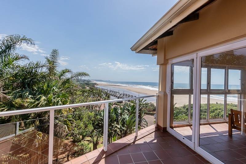 5 Bed Apartment in Illovo Beach photo number 29