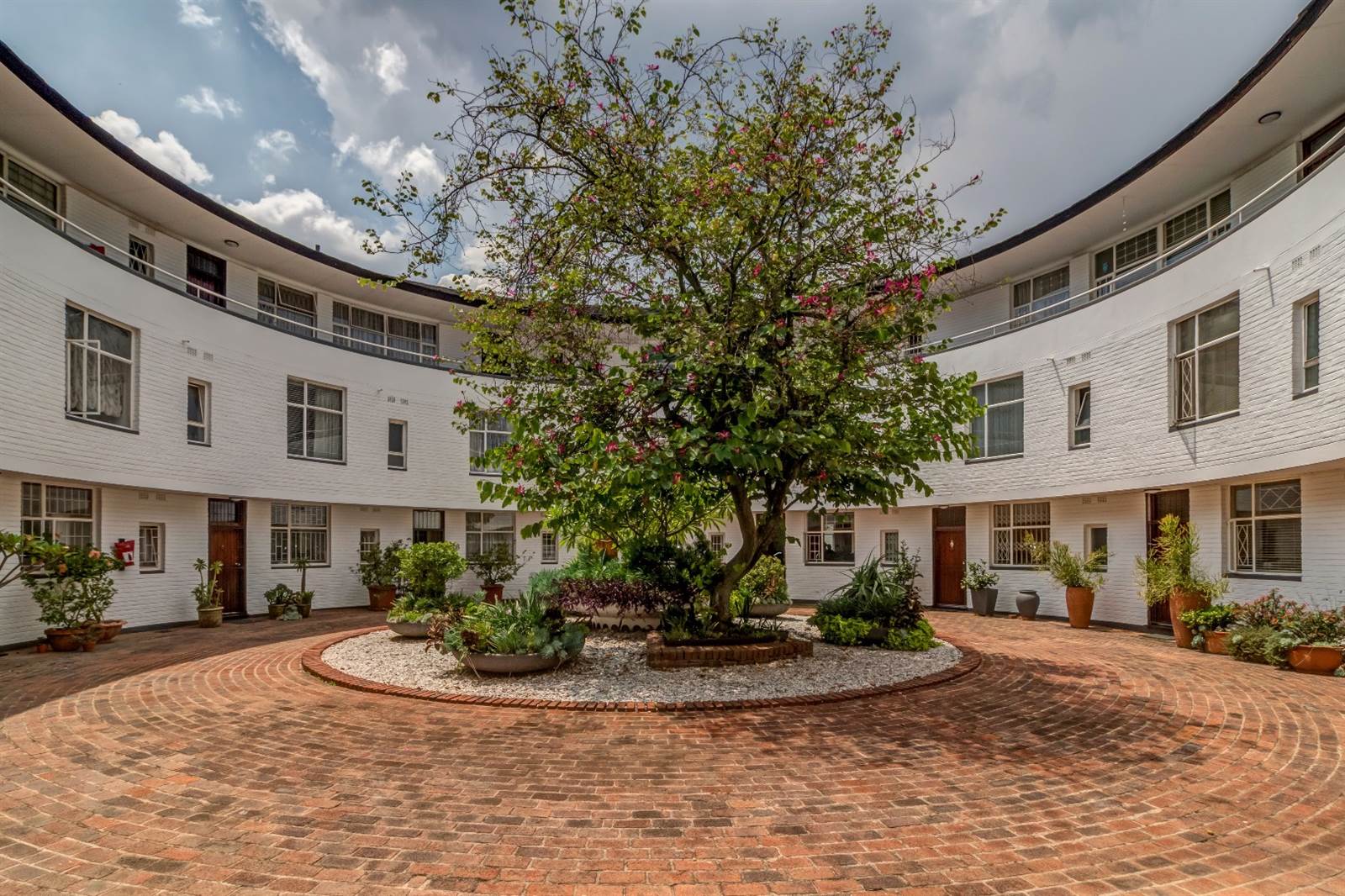 3 Bed Apartment in Bryanston photo number 25