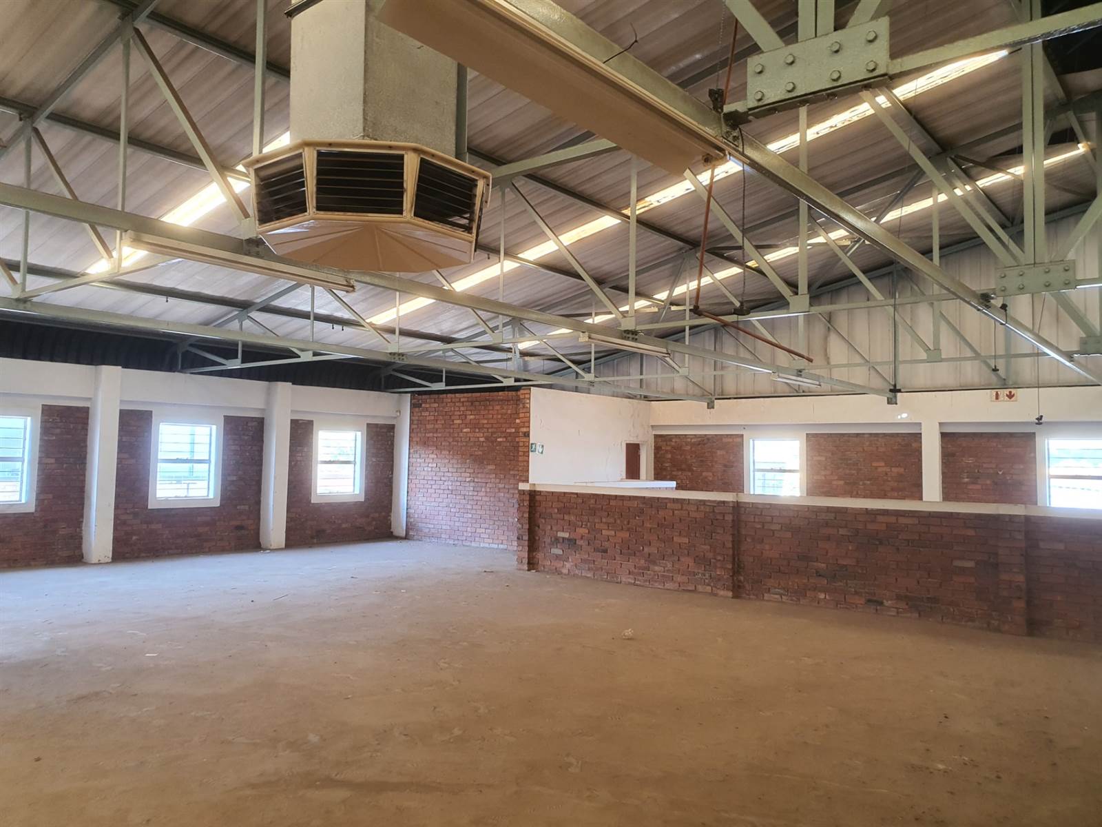 1500  m² Industrial space in Silverton photo number 19