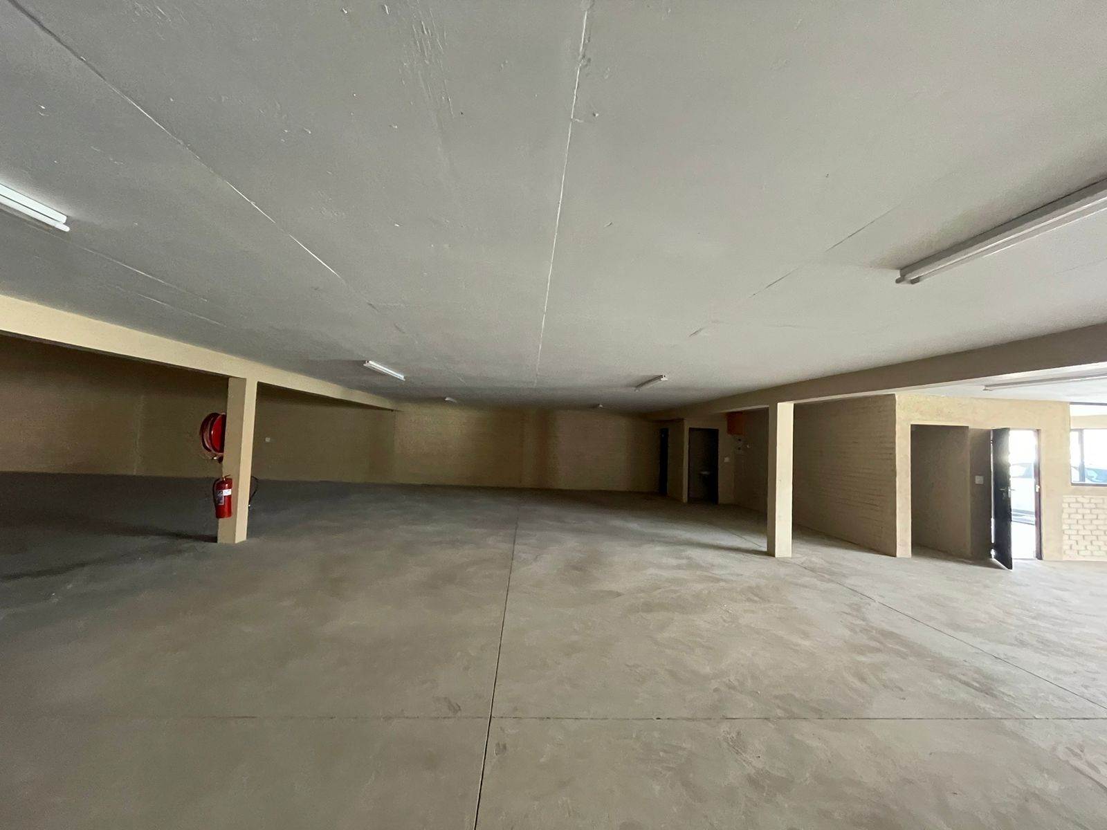 1309  m² Industrial space in Pomona photo number 10