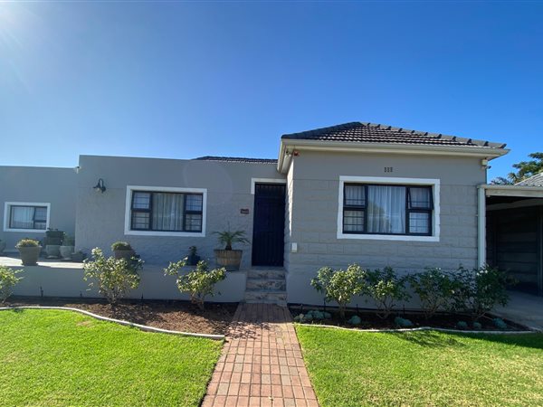 2 Bedroom House 2 Bedroom House